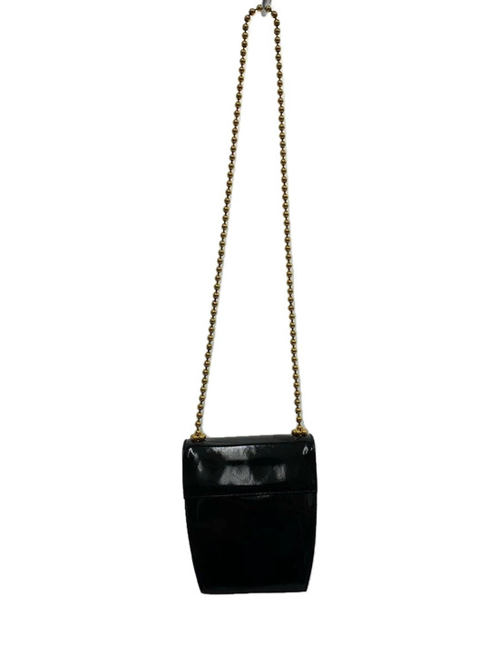 Salvatore Ferragamo Handbags - Salvatore Ferragamo Shoulder Bag Enamel Black